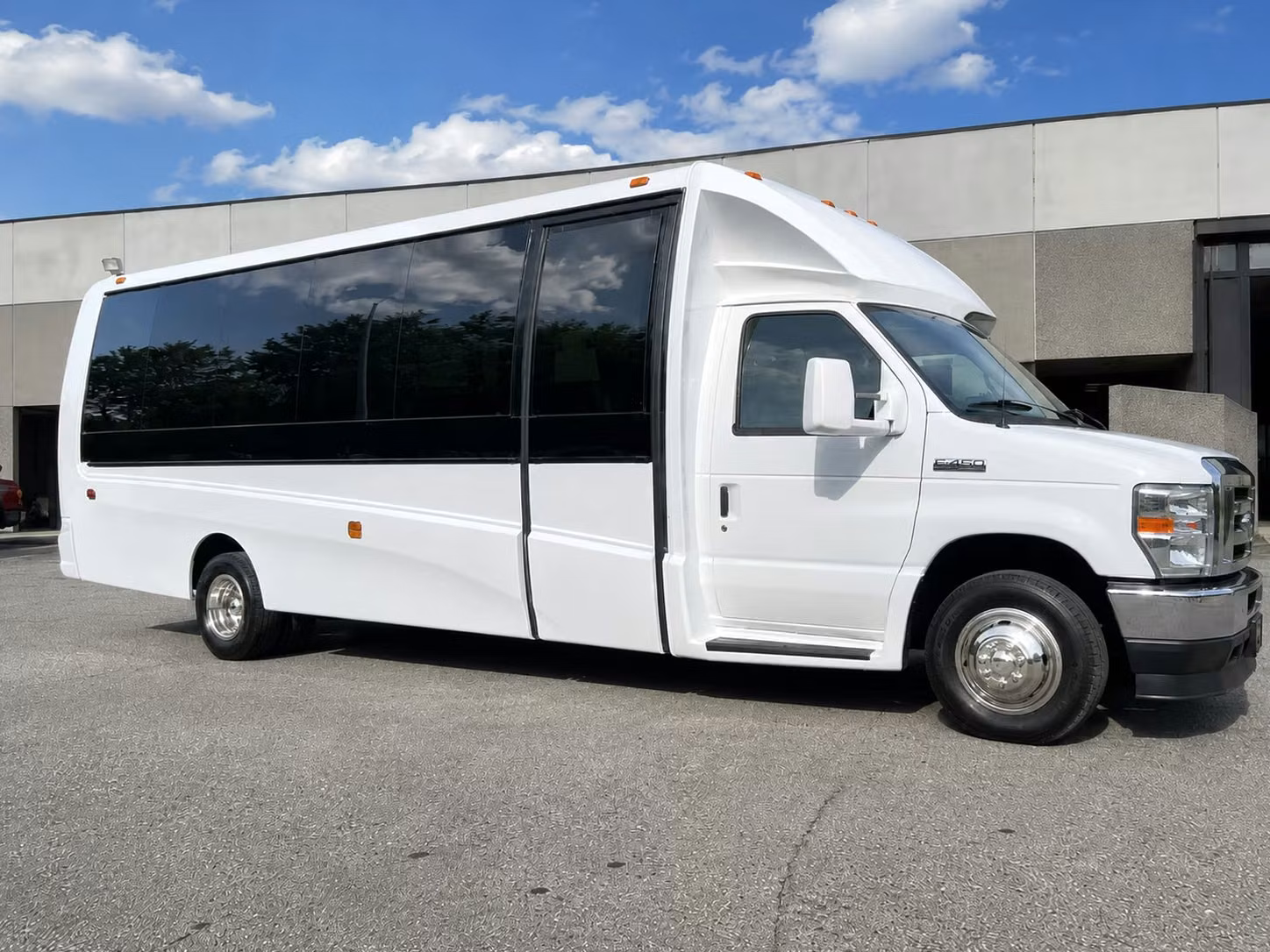 18 passenger minibus