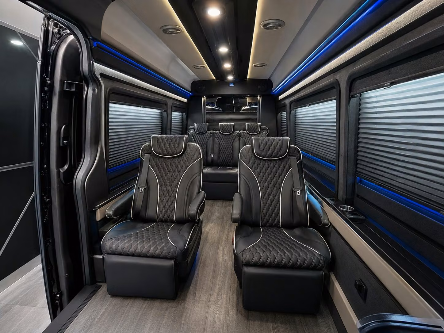 book a group airport shuttle for six flags magic mountain events and beyond