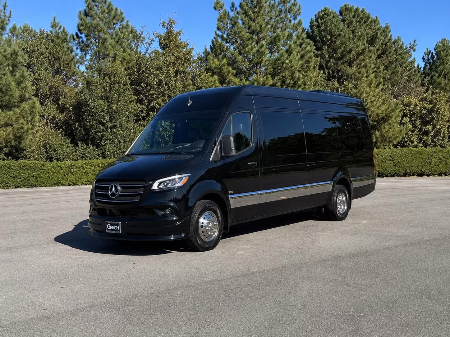 santa clarita sprinter limo rental